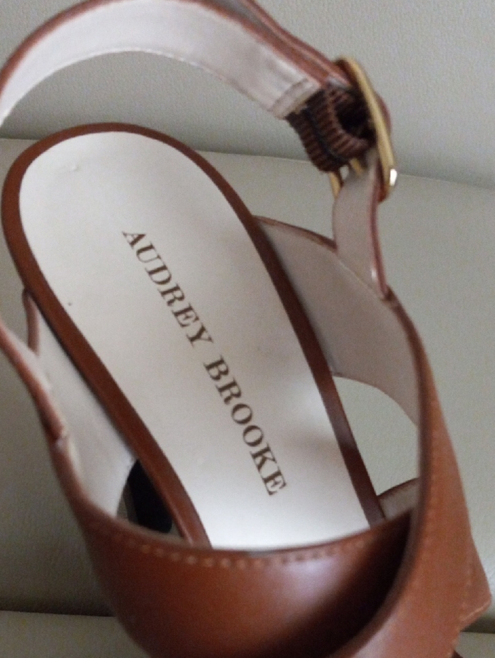 Audrey Brooke Tan Brown Leather Platform Slingback Heels Size: 7M - Picture 3 of 17